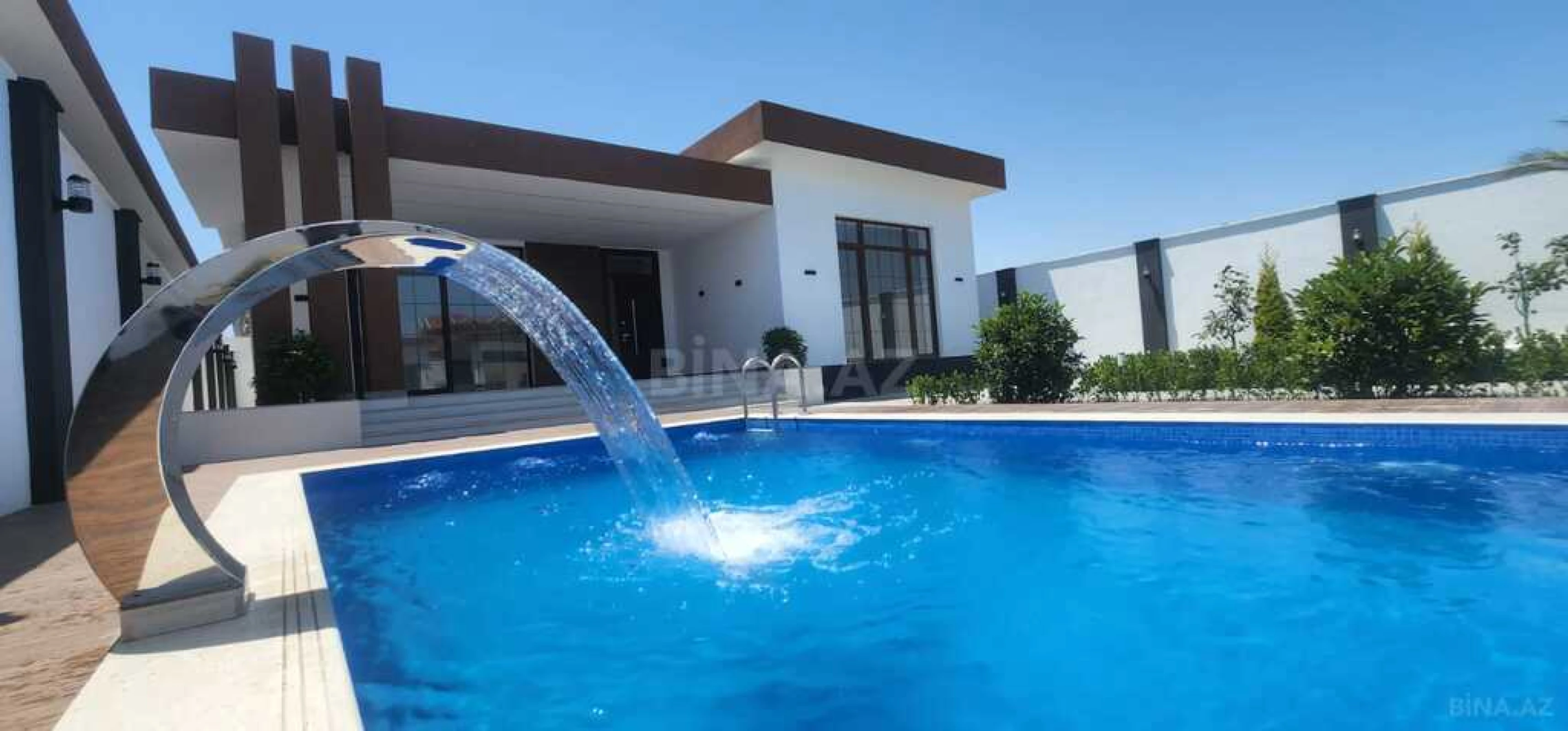 Satılır həyət evi 250 m²