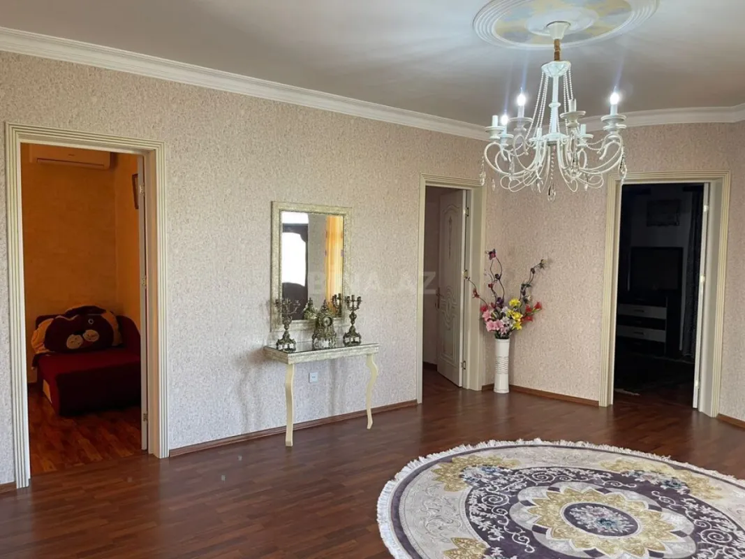 Kirayə verilir həyət evi 450 m²