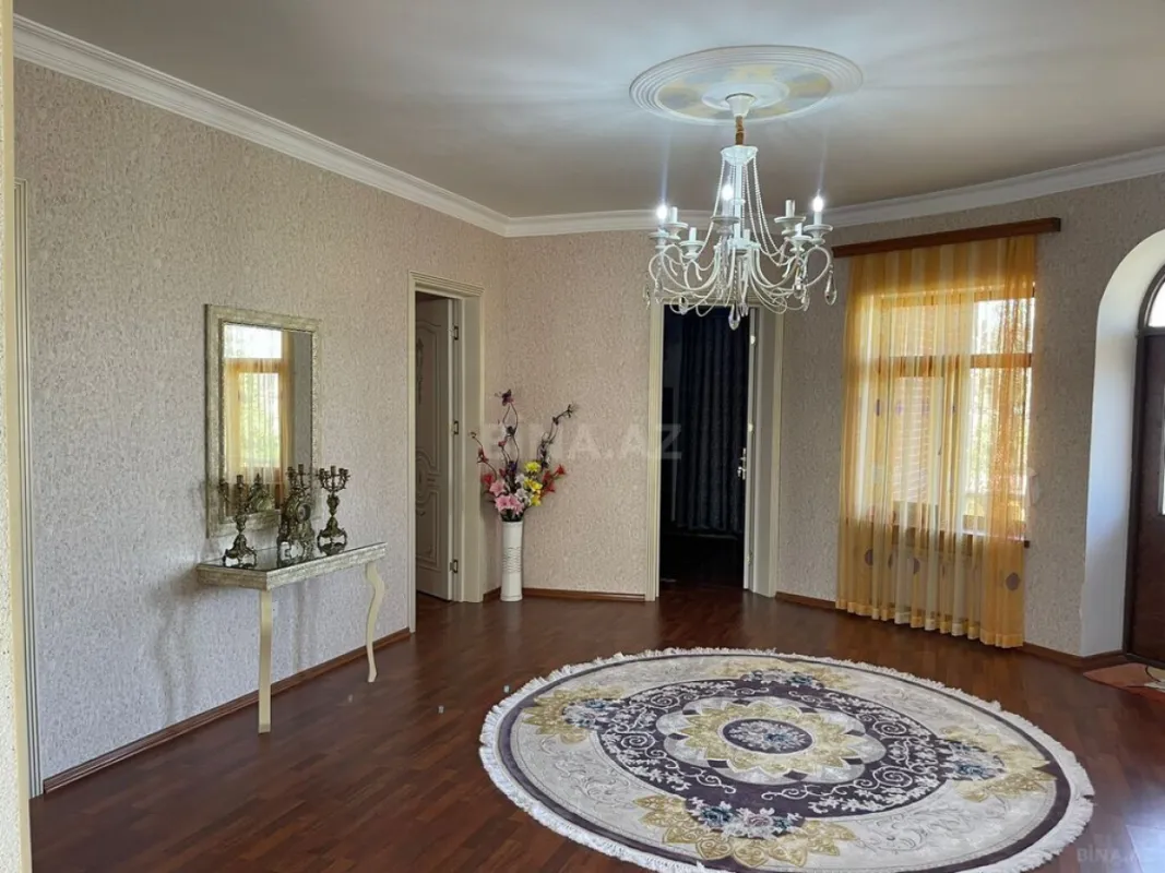 Kirayə verilir həyət evi 450 m²