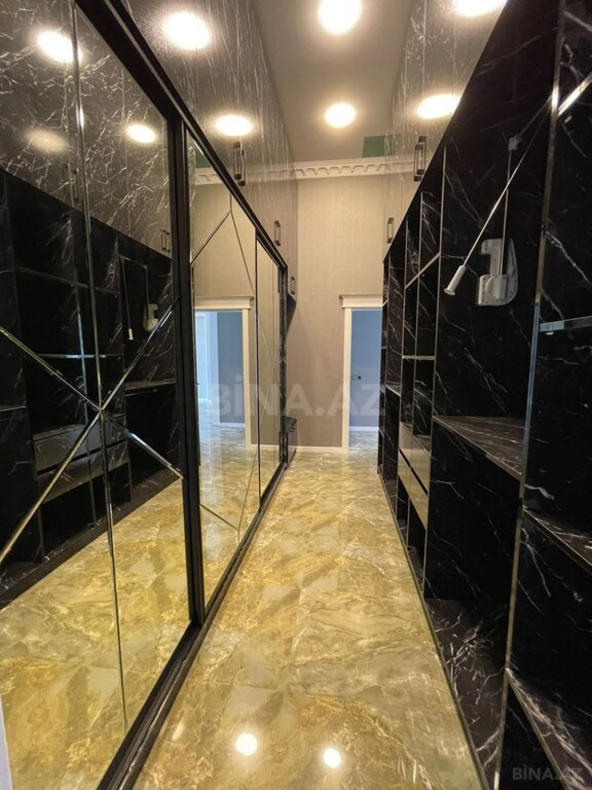 Kirayə verilir 6 otaqlı həyət evi 260 m²