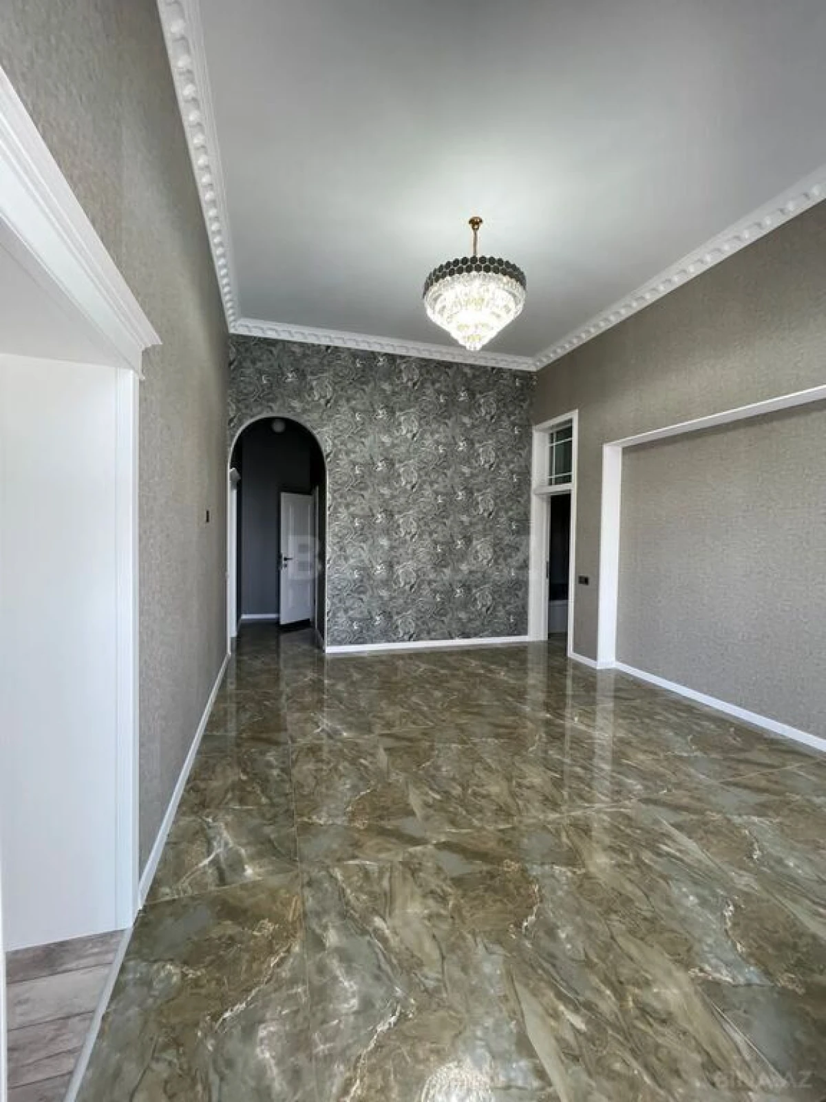 Kirayə verilir 6 otaqlı həyət evi 260 m²