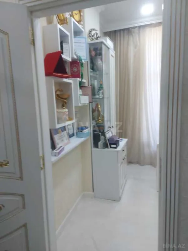 Satılır obyekt 100 m²