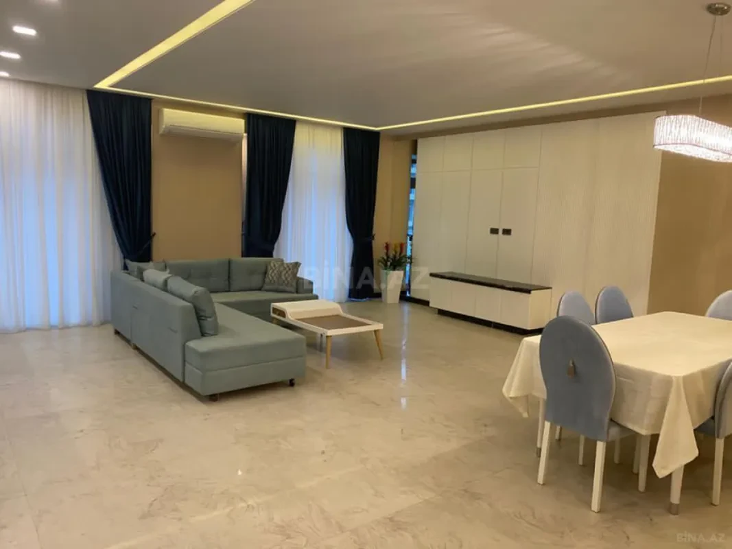 Kirayə verilir 2 otaqlı mənzil 78 m²