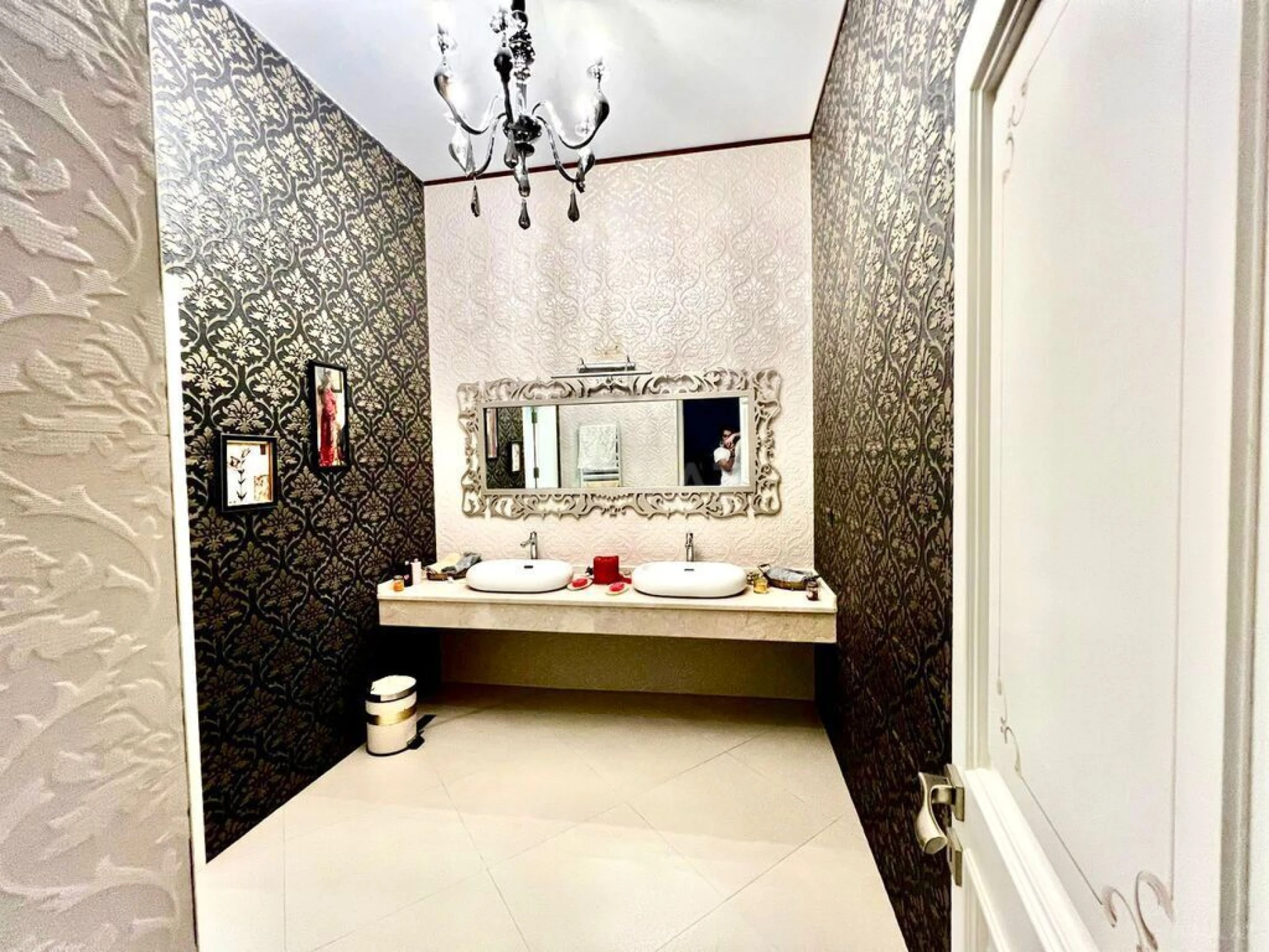 Satılır 7 otaqlı həyət evi 600 m²