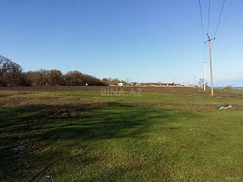 Satılır torpaq sahəsi 200 m²