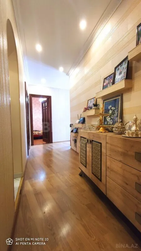 Satılır 3 otaqlı mənzil 102 m²