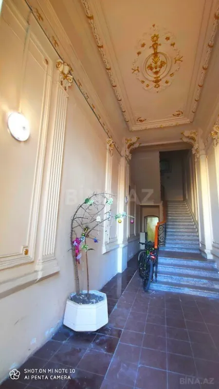 Satılır 3 otaqlı mənzil 102 m²