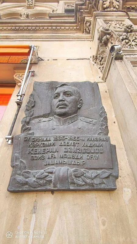 Satılır 3 otaqlı mənzil 102 m²