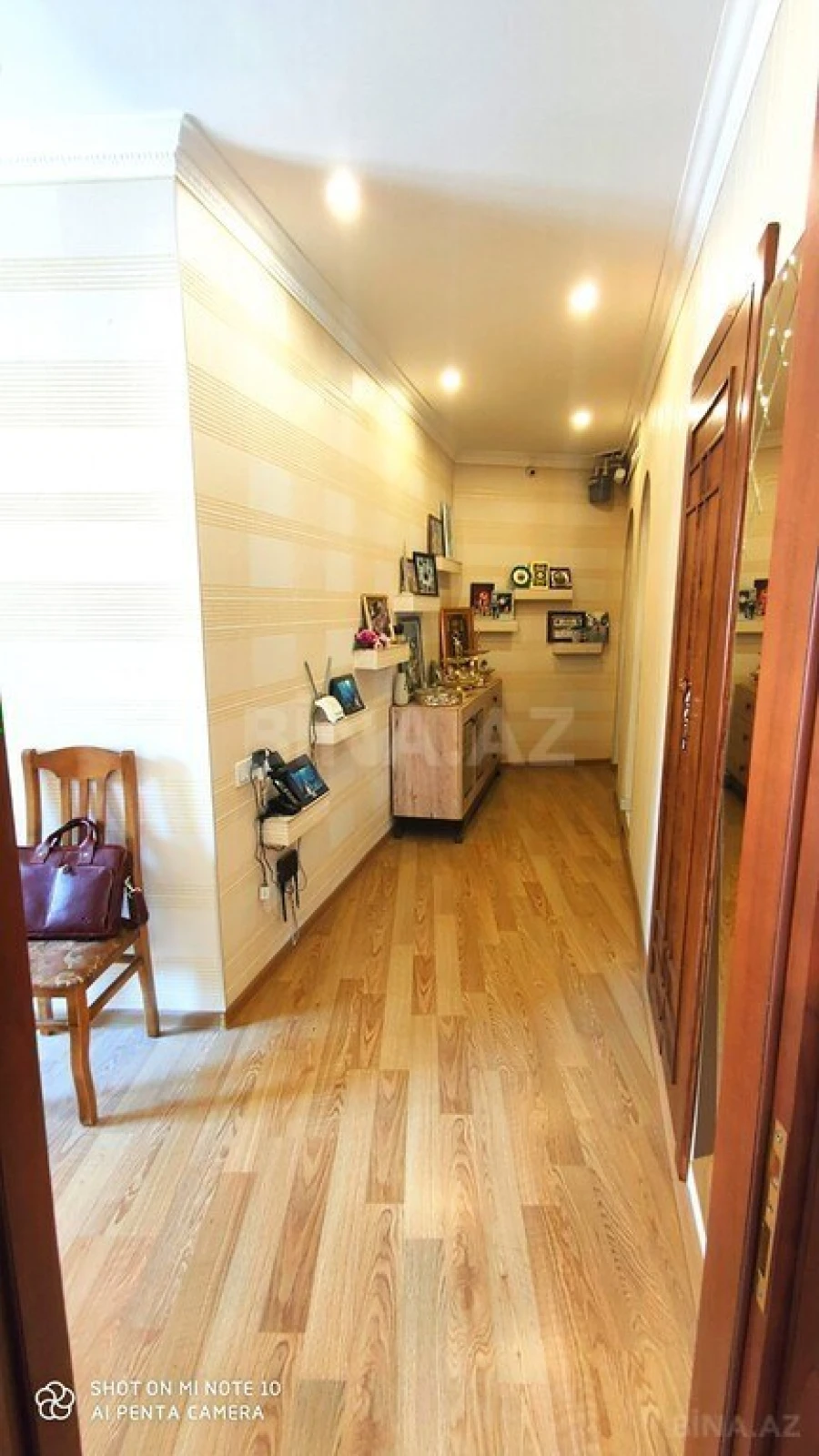 Satılır 3 otaqlı mənzil 102 m²