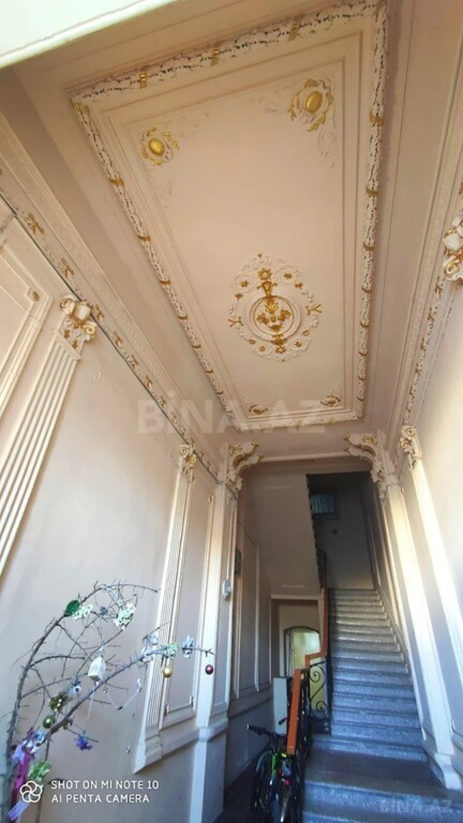 Satılır 3 otaqlı mənzil 102 m²