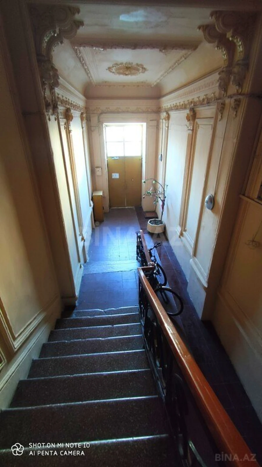 Satılır 3 otaqlı mənzil 102 m²