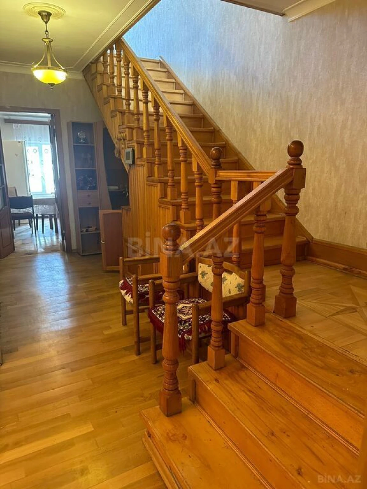 Satılır 7 otaqlı həyət evi 650 m²