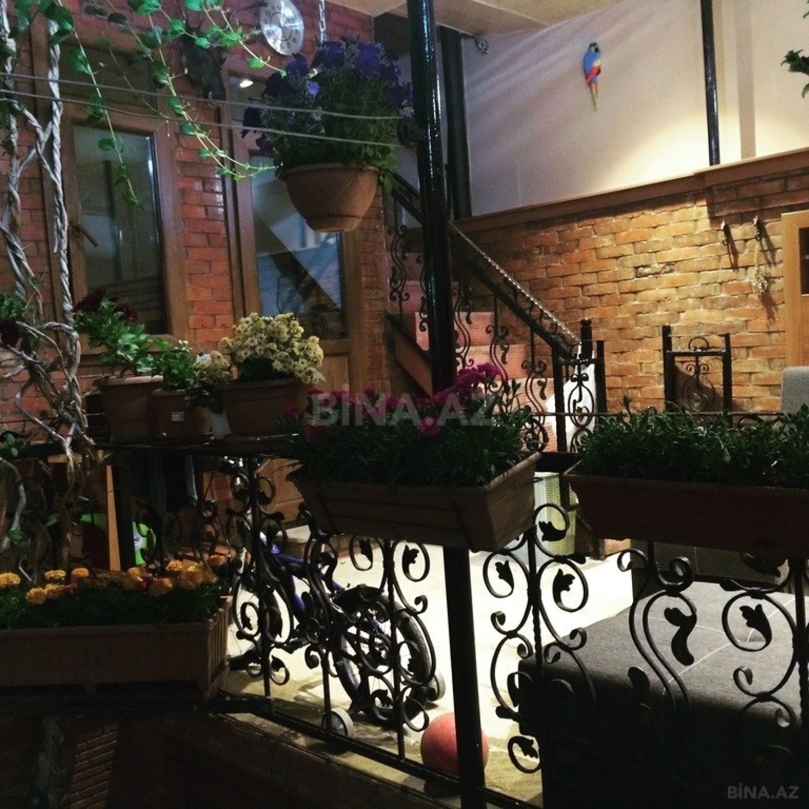 Satılır 7 otaqlı həyət evi 650 m²