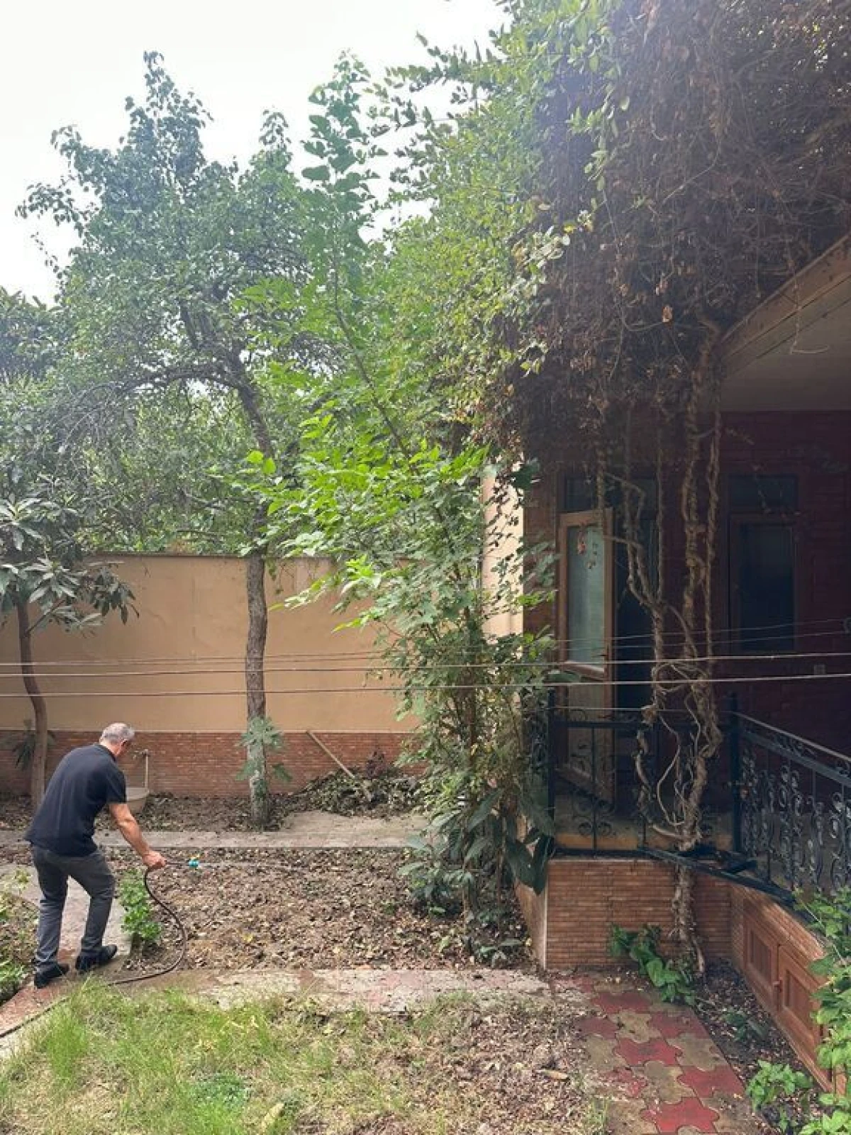 Satılır 7 otaqlı həyət evi 650 m²