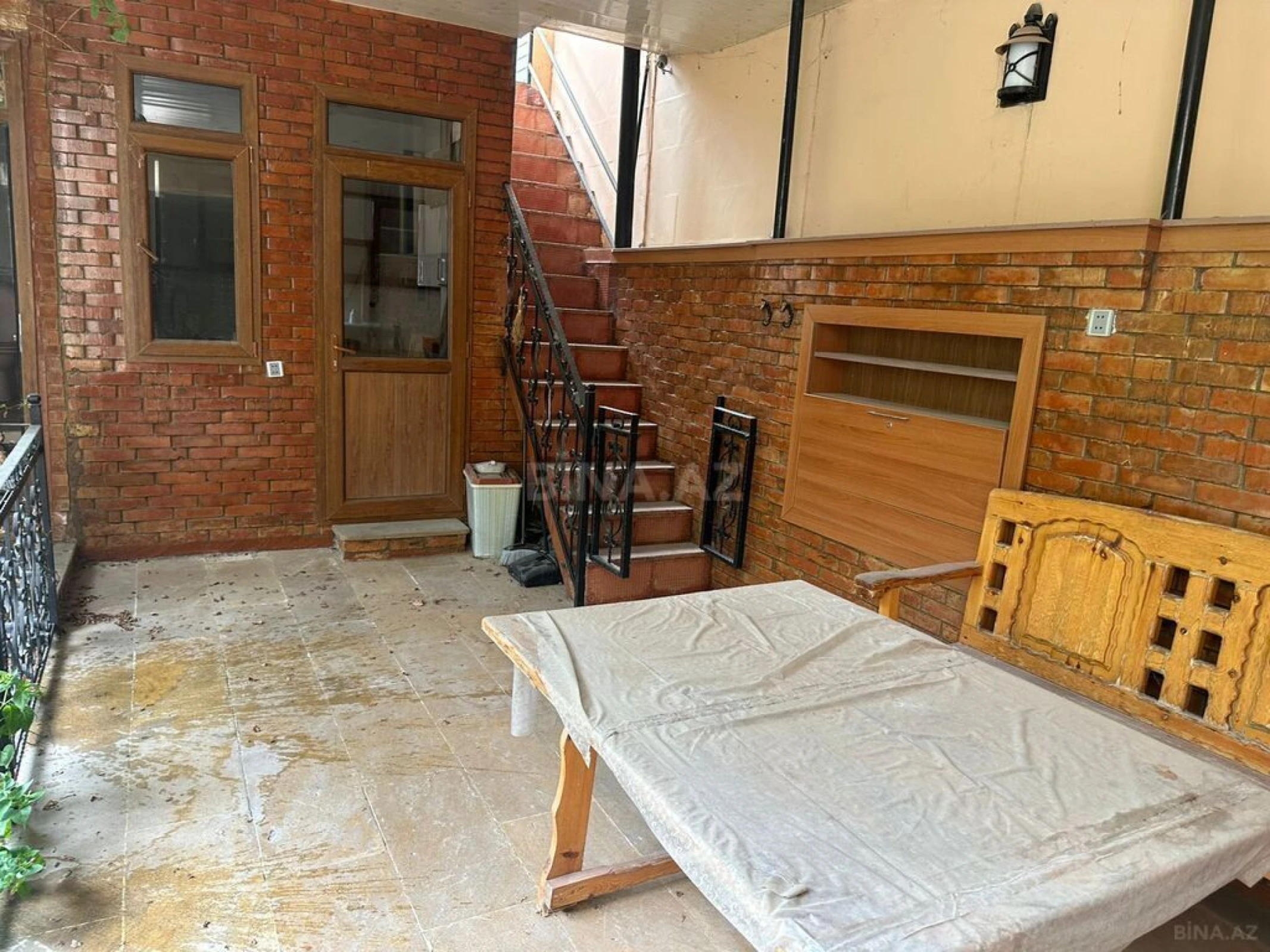 Satılır 7 otaqlı həyət evi 650 m²