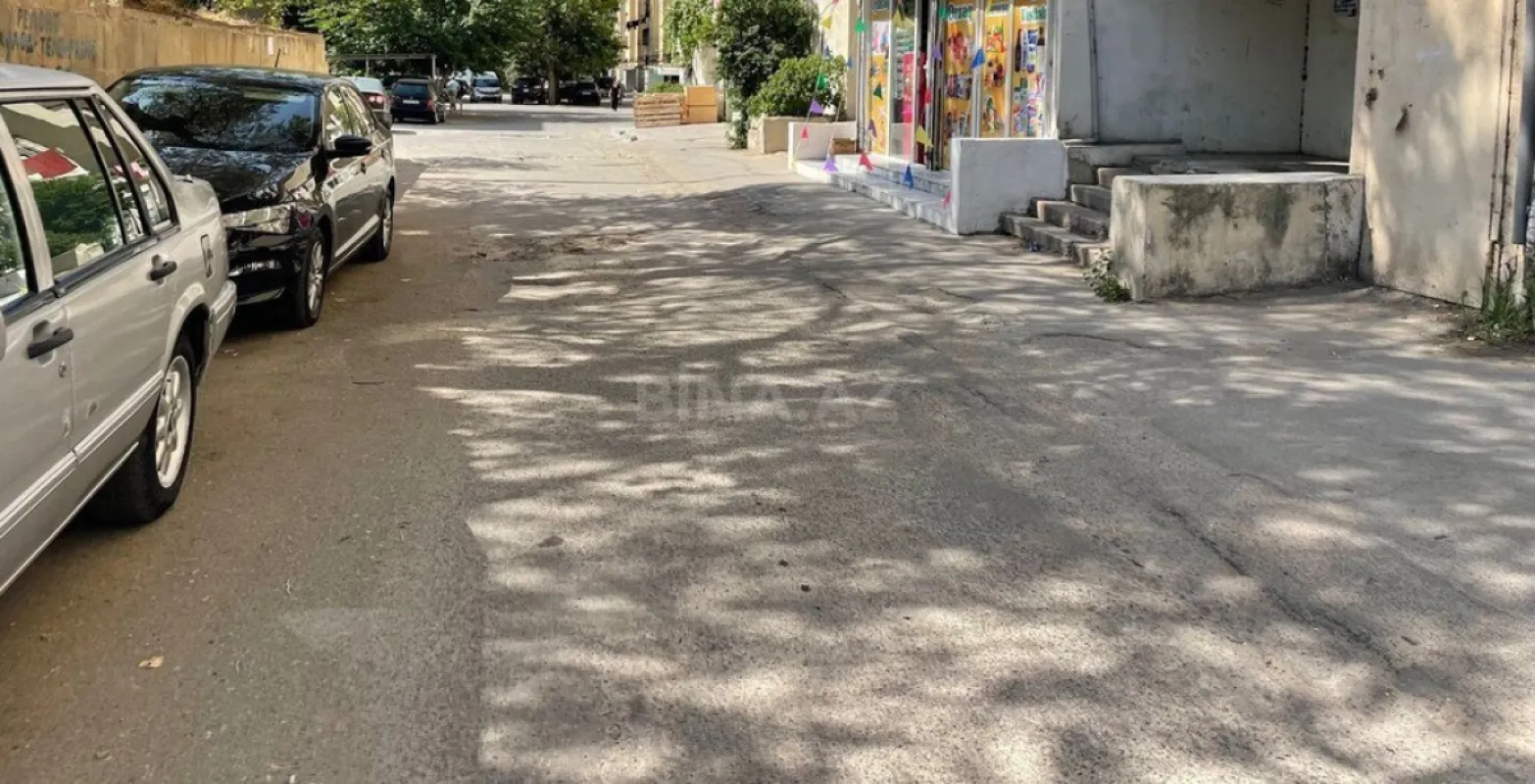 Satılır obyekt 100 m²