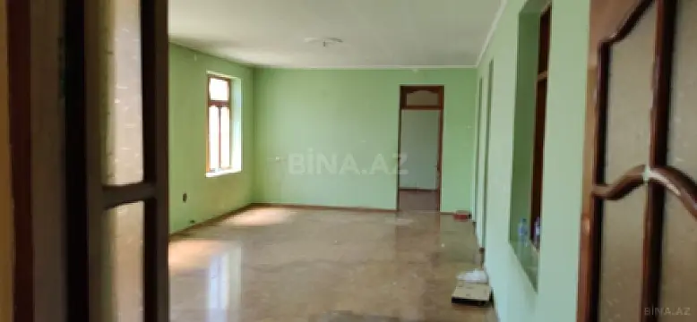 Satılır 6 otaqlı həyət evi 143.5 m²
