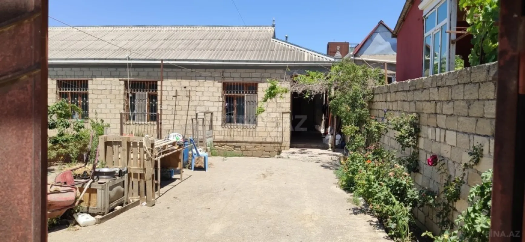 Satılır 6 otaqlı həyət evi 143.5 m²