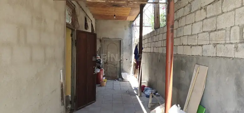 Satılır 6 otaqlı həyət evi 143.5 m²