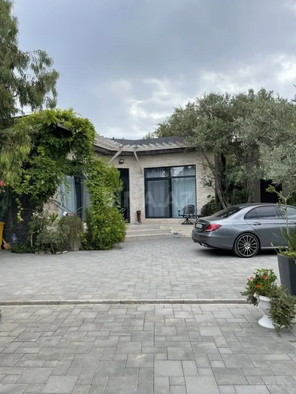 Kirayə verilir 4 otaqlı həyət evi 150 m²