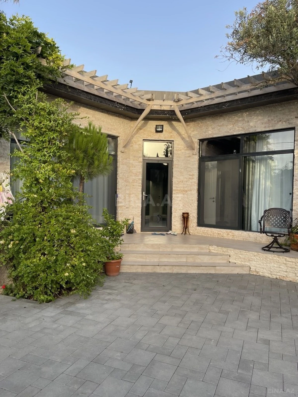 Kirayə verilir 4 otaqlı həyət evi 150 m²