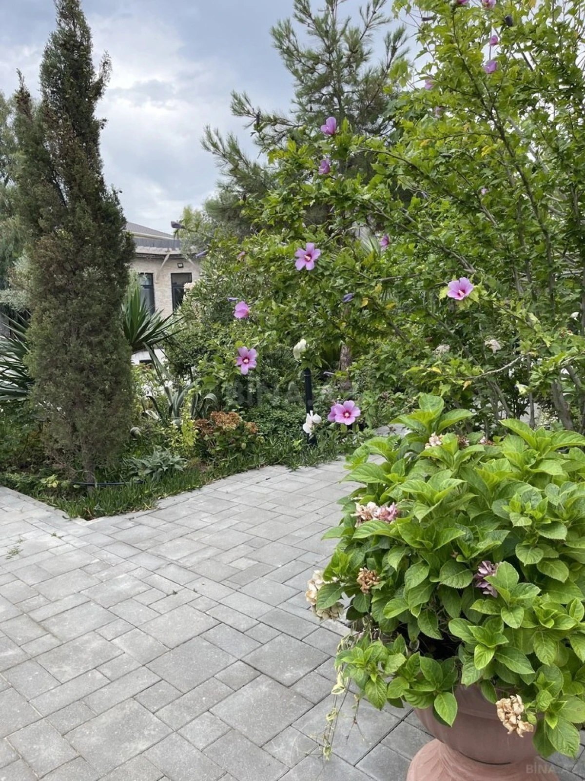 Kirayə verilir 4 otaqlı həyət evi 150 m²