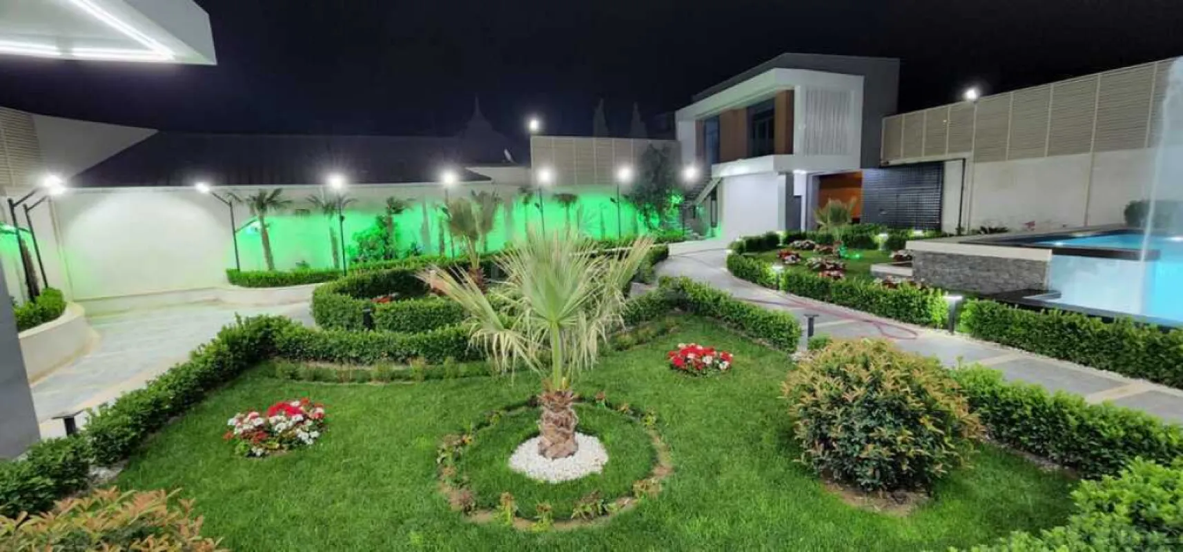 Satılır 7 otaqlı həyət evi 600 m²