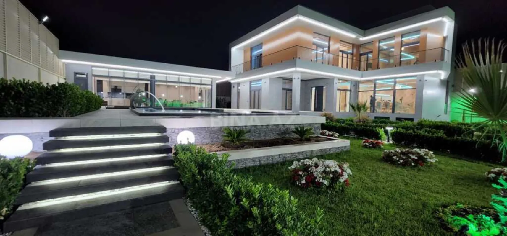 Satılır 7 otaqlı həyət evi 600 m²