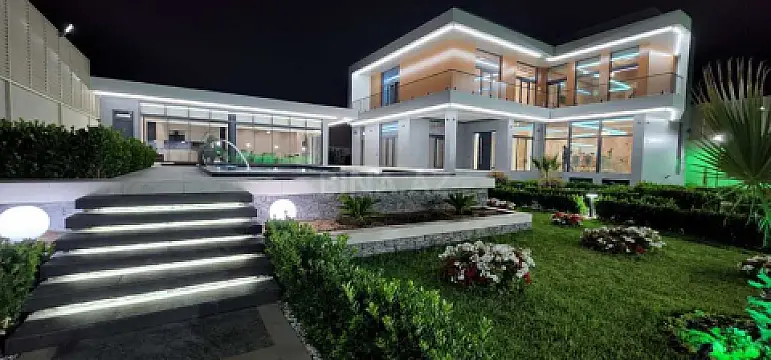 Satılır 7 otaqlı həyət evi 600 m² — Bakı, Şüvəlan 7 otaq 600.00 m²