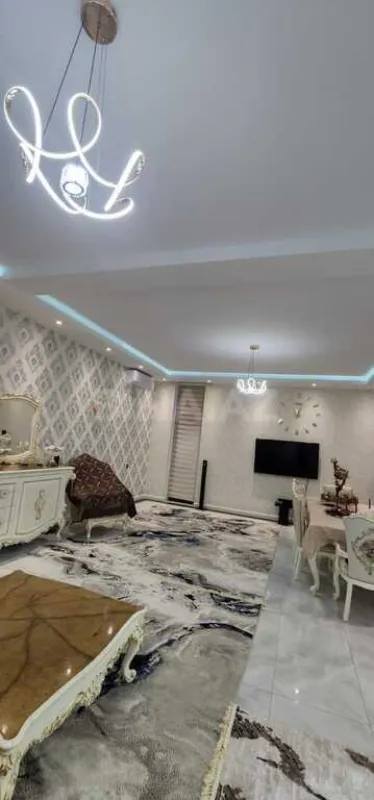 Satılır 7 otaqlı həyət evi 600 m²