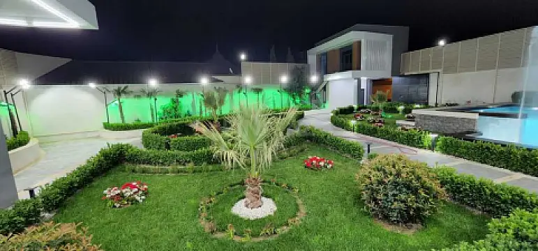 Satılır 7 otaqlı həyət evi 600 m²