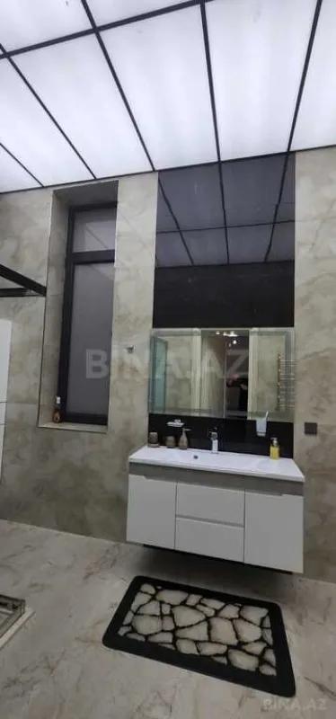 Satılır 7 otaqlı həyət evi 600 m²