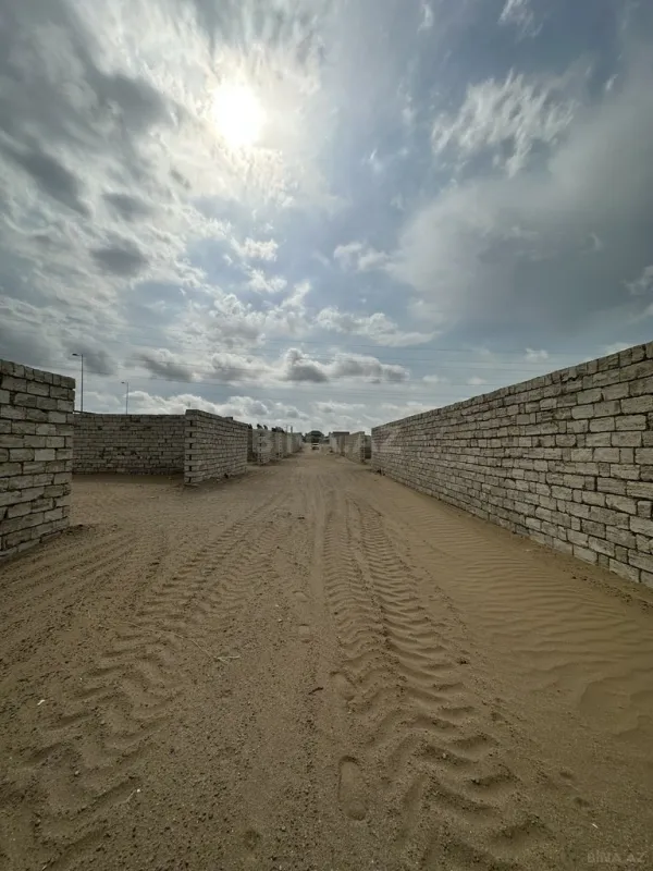 Satılır torpaq sahəsi 100 m²