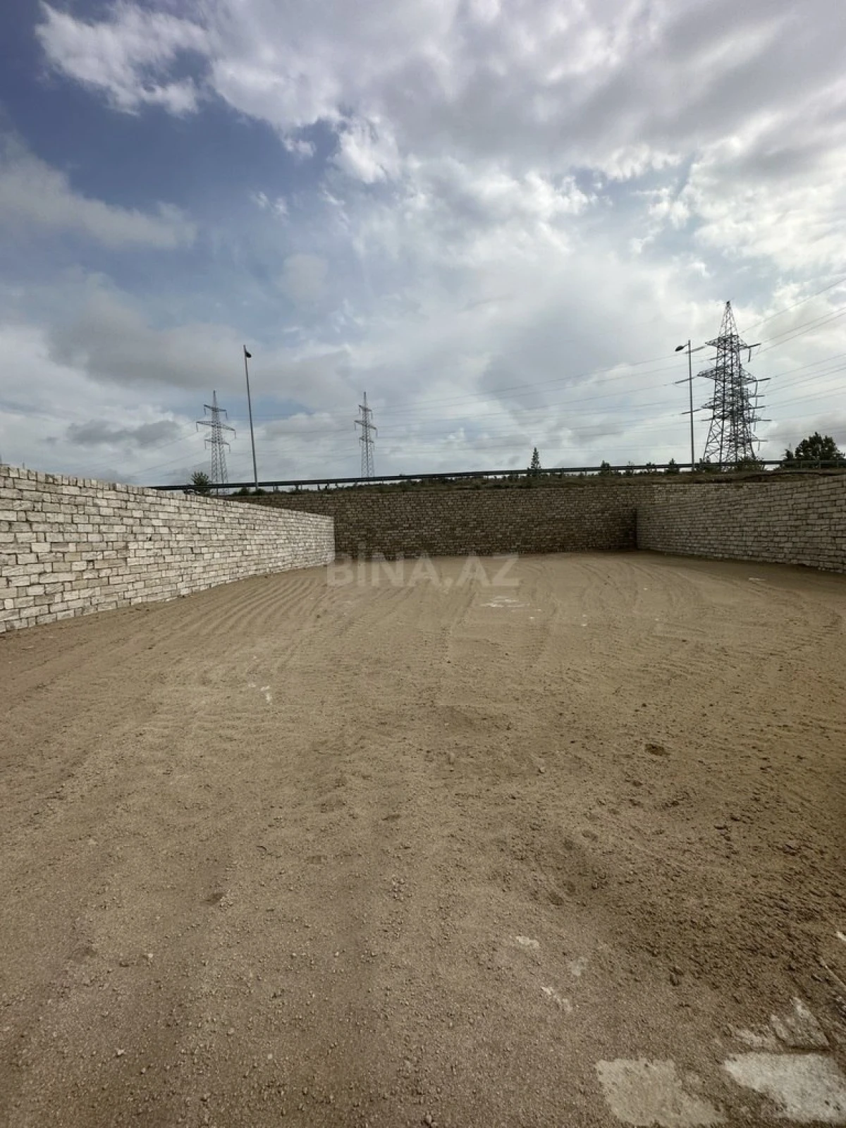 Satılır torpaq sahəsi 100 m²