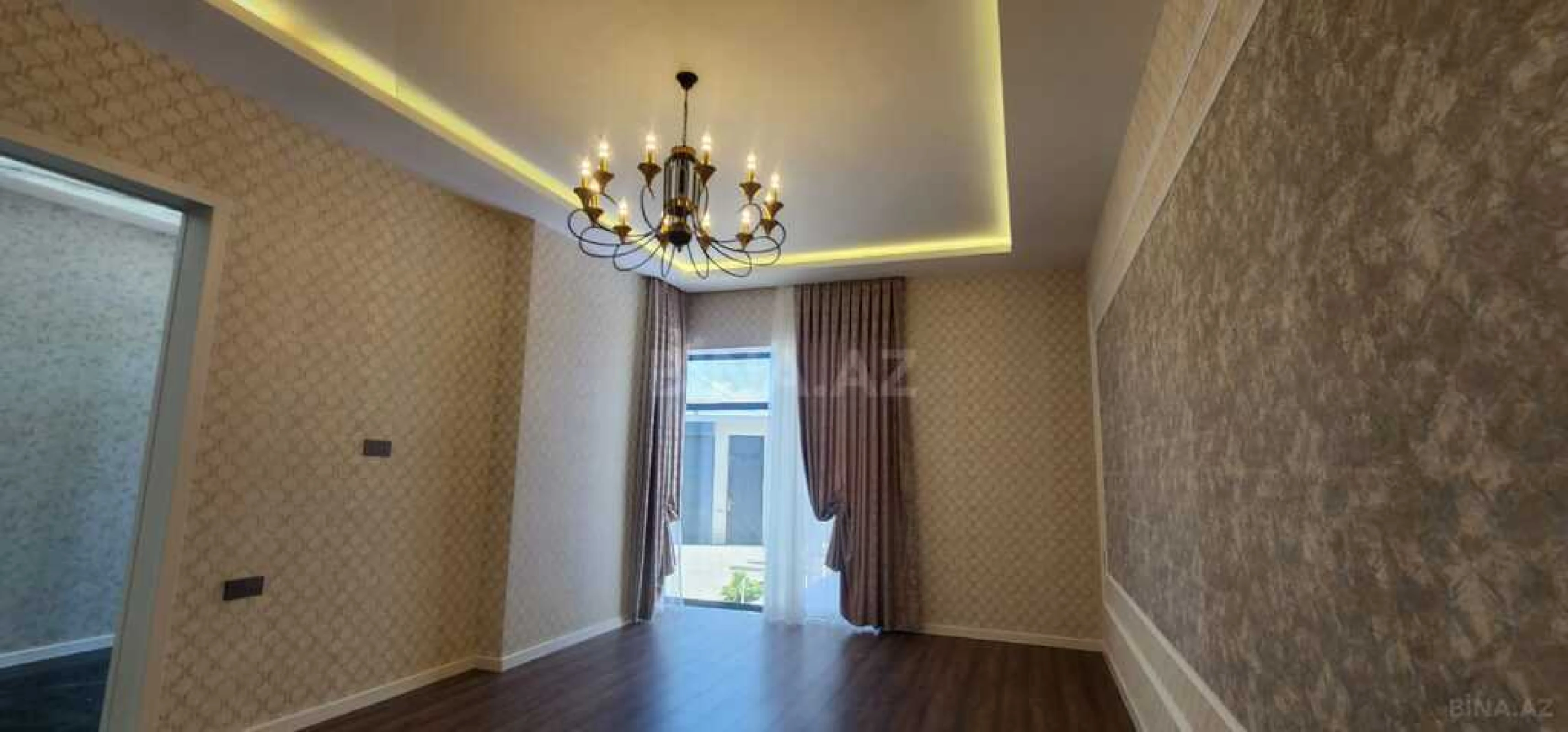 Satılır 4 otaqlı həyət evi 200 m²