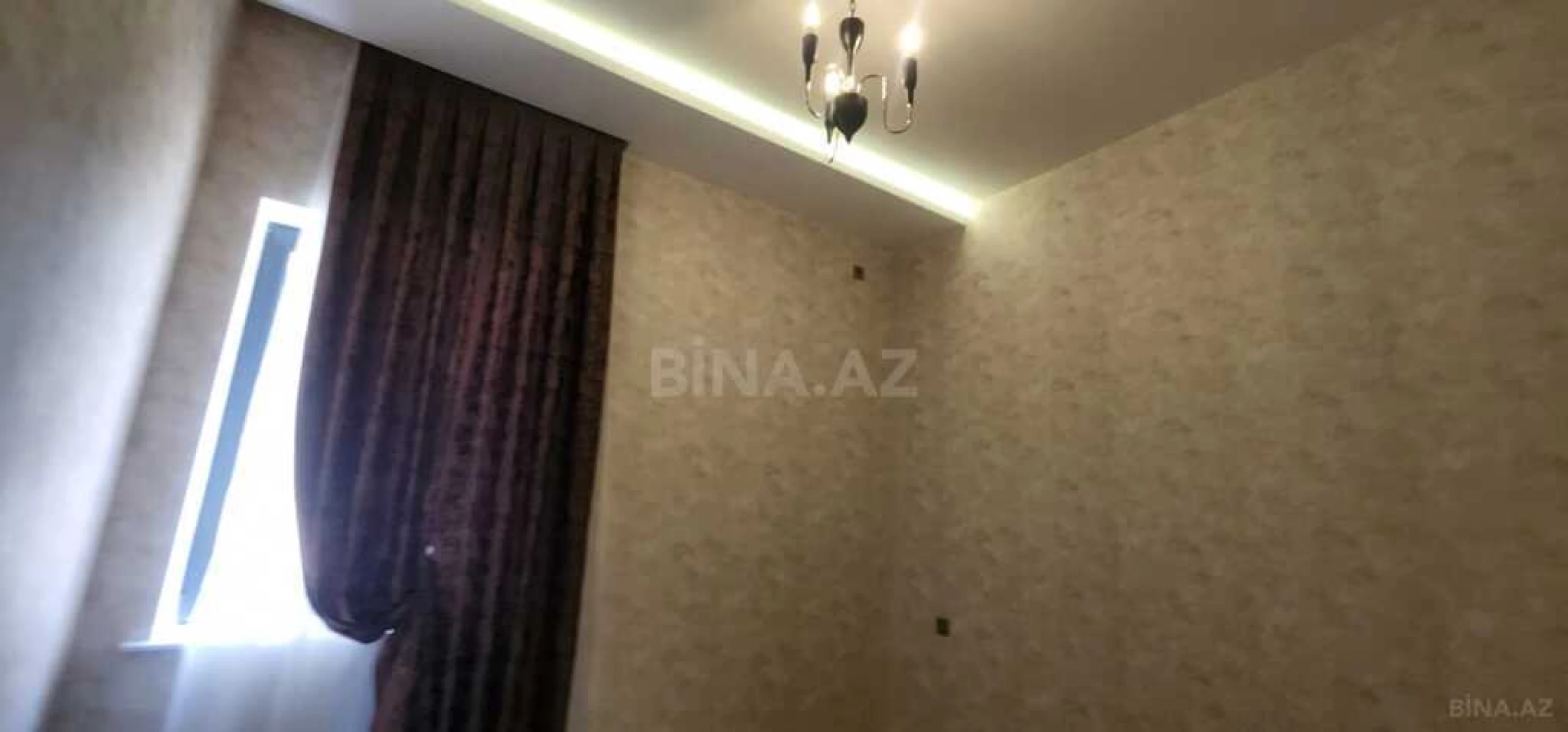 Satılır 4 otaqlı həyət evi 200 m²