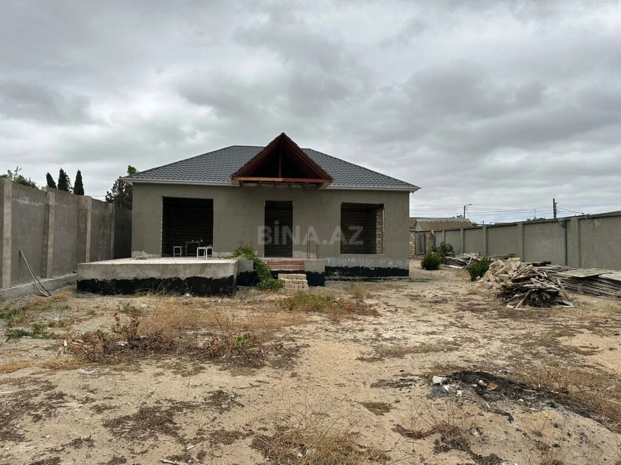 Satılır torpaq sahəsi 12 m²