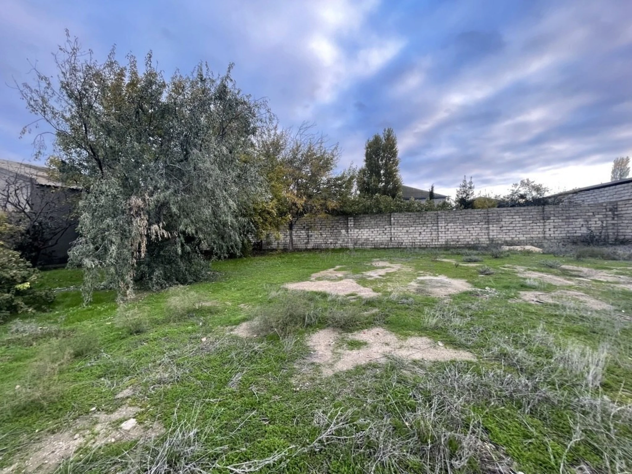 Satılır torpaq sahəsi 10 m²