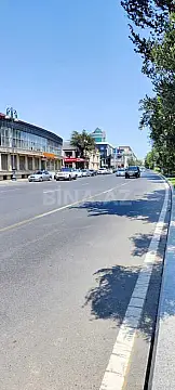 Satılır obyekt 280 m²