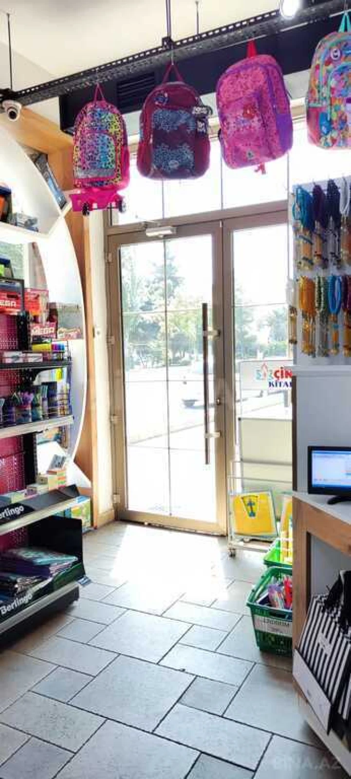 Satılır obyekt 280 m²