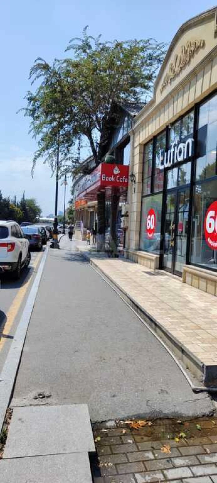 Satılır obyekt 280 m²