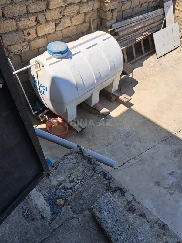 Satılır 5 otaqlı həyət evi 180 m²