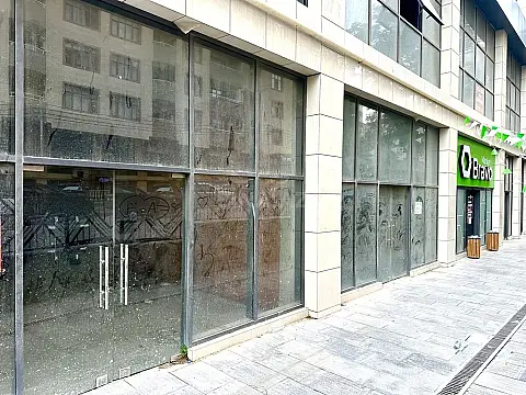 Satılır obyekt 85 m²