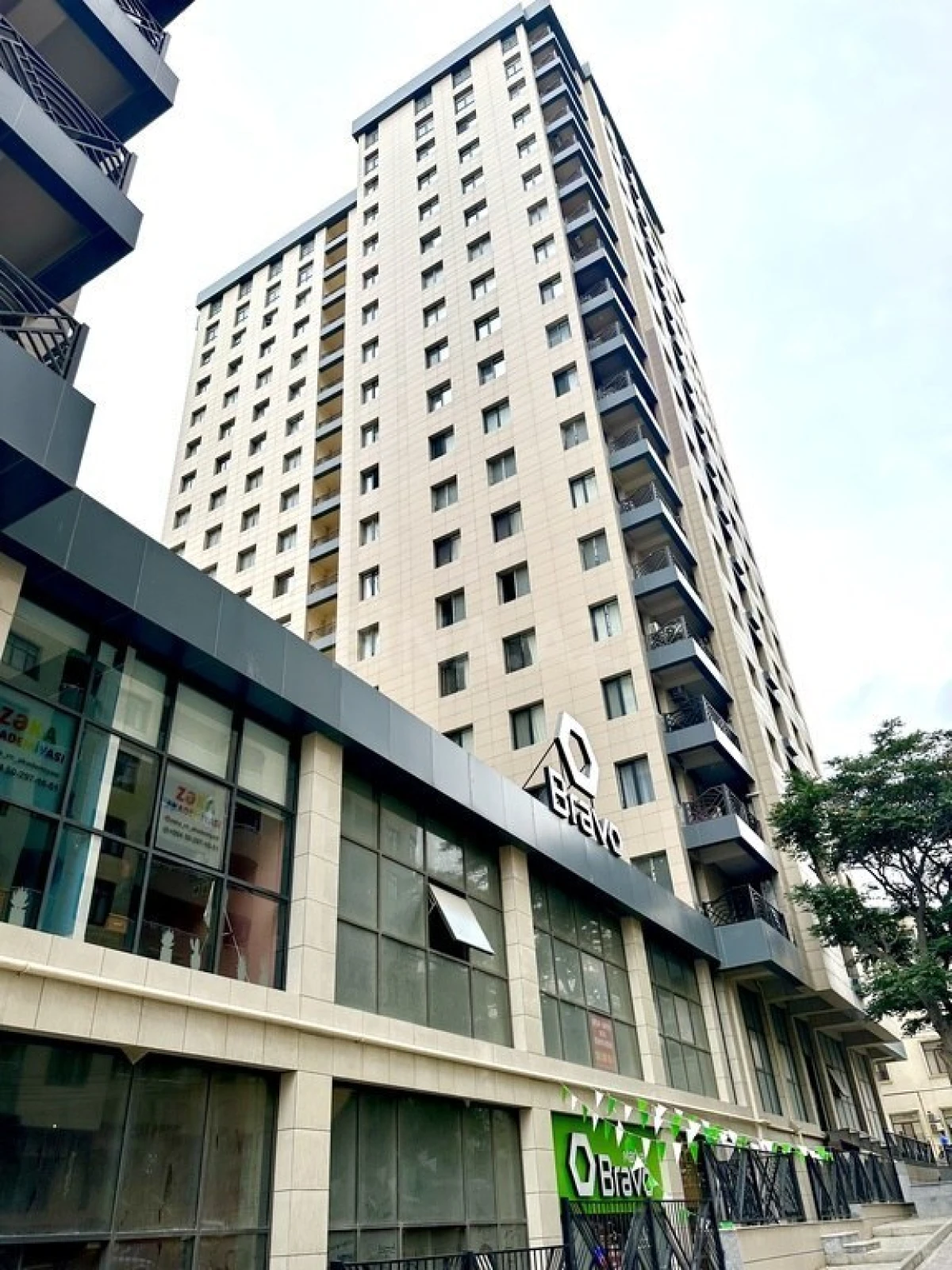 Satılır obyekt 85 m²