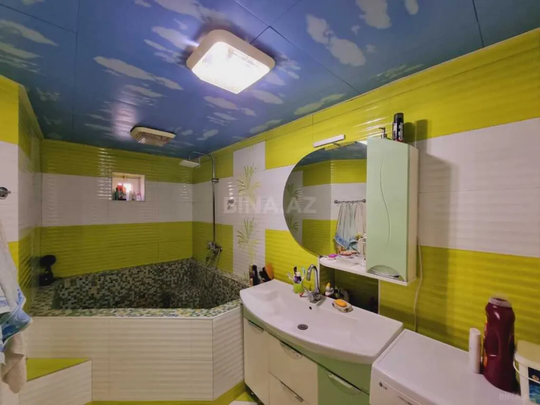 Satılır 6 otaqlı həyət evi 210 m²