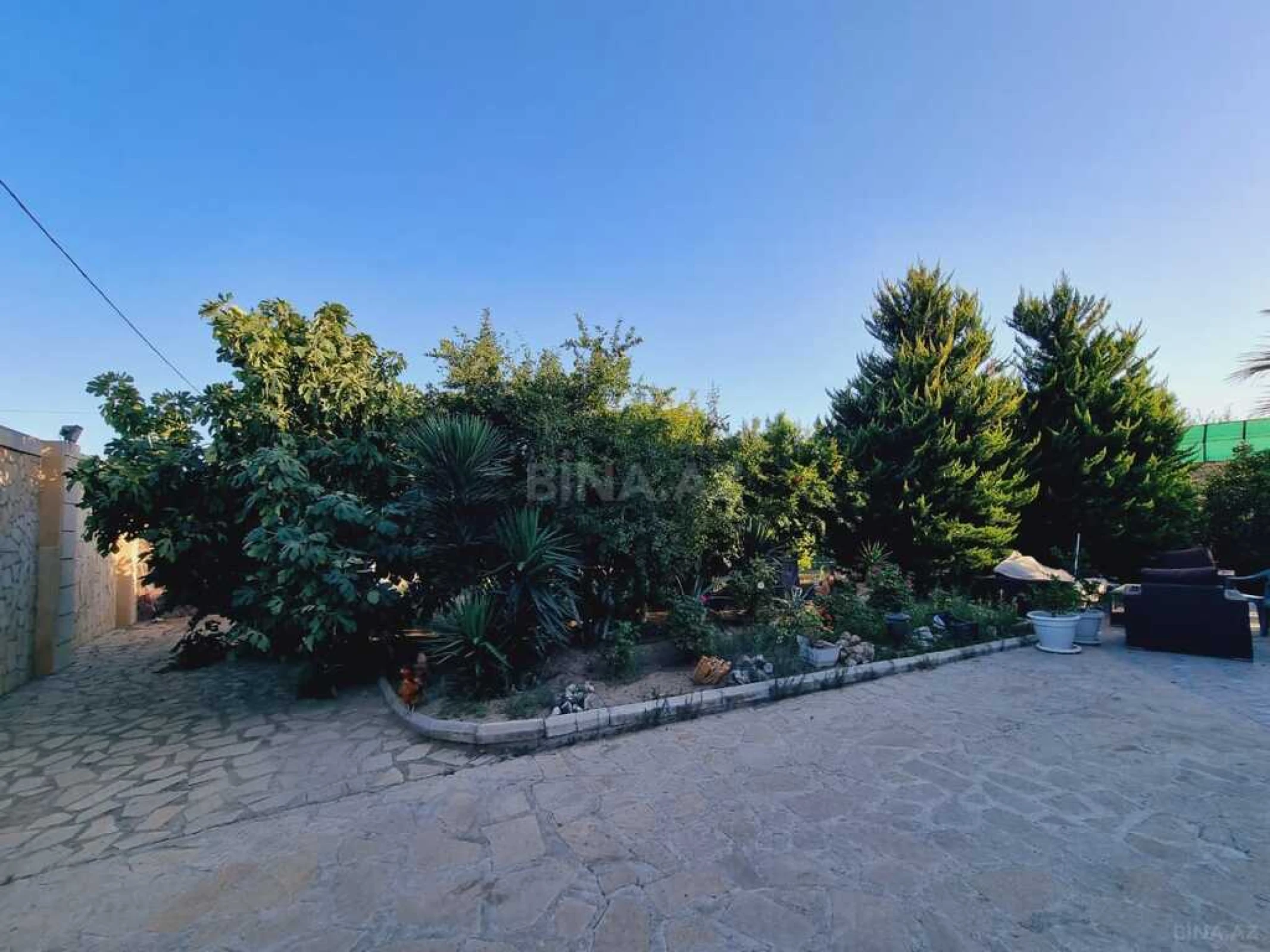 Satılır 6 otaqlı həyət evi 210 m²