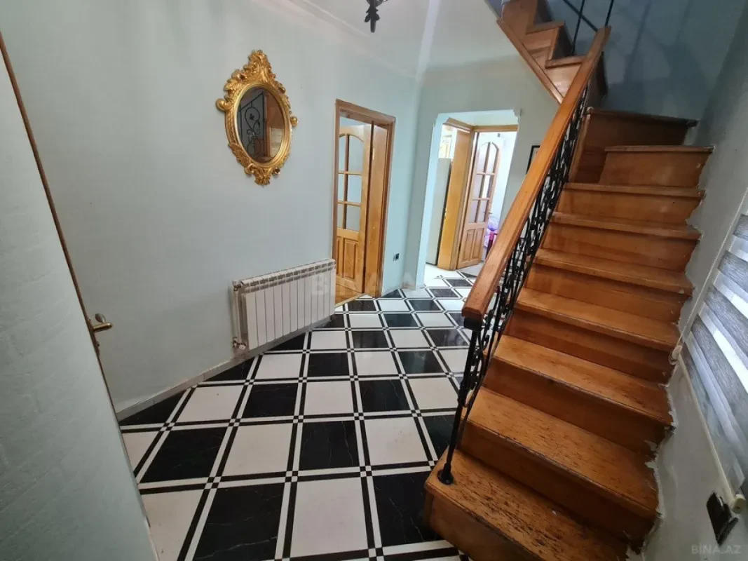 Kirayə verilir 3 otaqlı mənzil 111 m²