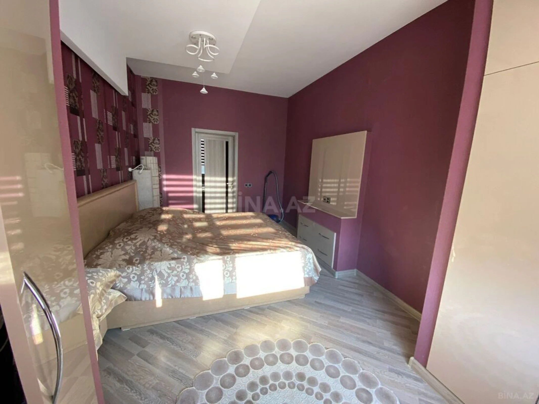 Satılır 2 otaqlı mənzil 80 m²