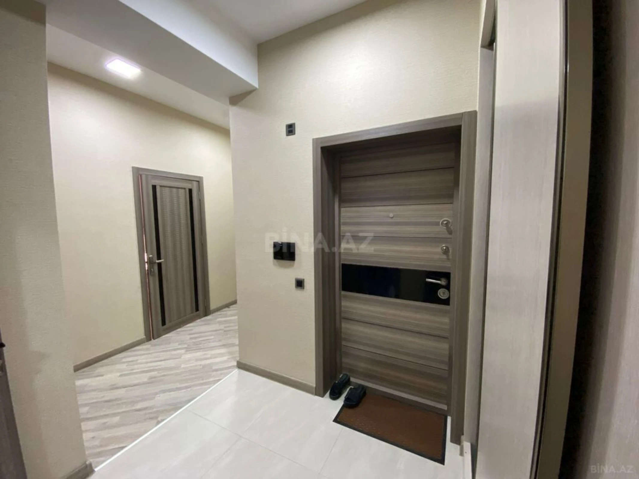 Satılır 2 otaqlı mənzil 80 m²