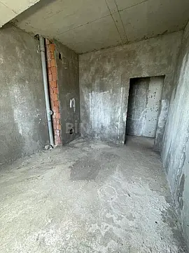 Satılır 1 otaqlı mənzil 66 m²